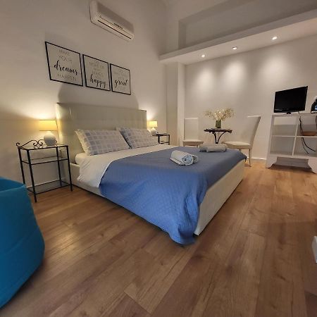 Living Cagliari Marina Bed and Breakfast Εξωτερικό φωτογραφία