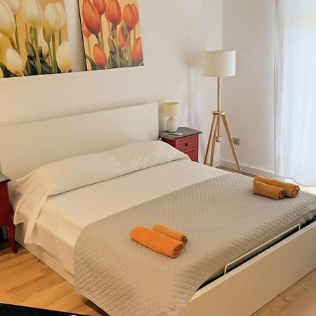 Living Cagliari Marina Bed and Breakfast Εξωτερικό φωτογραφία