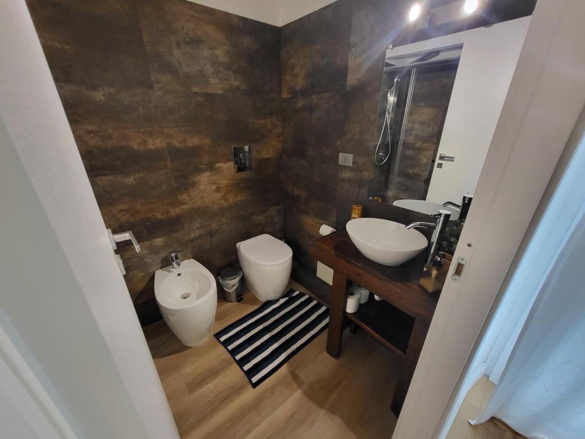 Living Cagliari Marina Bed and Breakfast Εξωτερικό φωτογραφία